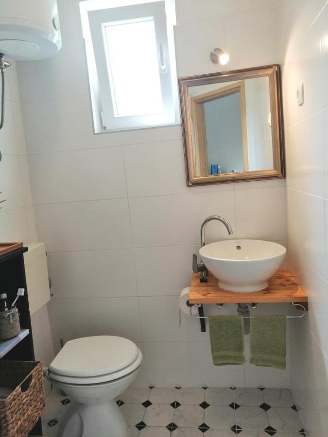 Apartment Bosiljak Jelsa  Dış mekan fotoğraf